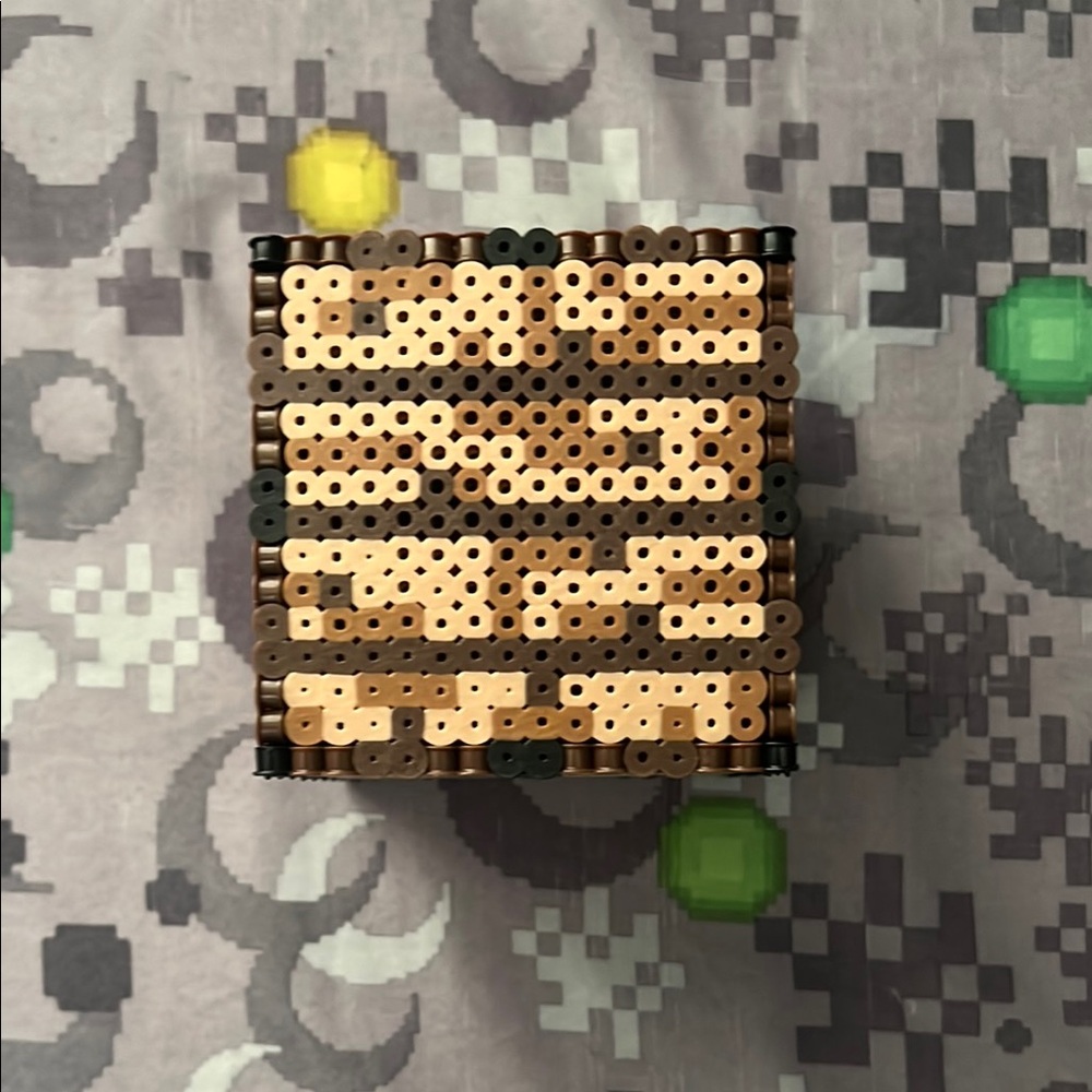 Minecraft Workbench Art Bead - Picture 4 of 4